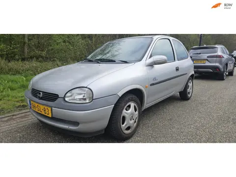 Opel Corsa 1.4i Strada AUTOMAAT Stuurbekr Schuifdak APK