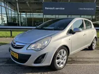 Opel Corsa 1.2-16V Cosmo / Cruise / Airco / 16' Velgen / Radio /