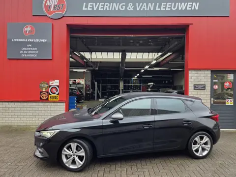 Seat Leon 1.5 eTSI FR Business Intense Automaat/ Stuur en stoel verwarming/ Navigatie/ Adapt. Cruise