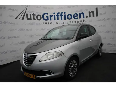 Lancia Ypsilon 0.9 TwinAir Platinum nette hatchback met NAP