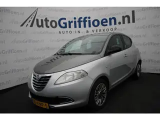 Lancia Ypsilon 0.9 TwinAir Platinum nette hatchback met NAP