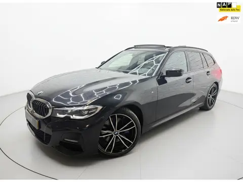 BMW 3-serie Touring 318i High Executive Edition M SPORT PANO