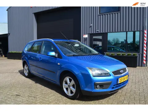 Ford Focus Wagon 1.6-16V Futura | Nieuwe koppeling | Trekhaak | Airco