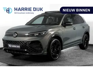 Volkswagen Tiguan 1.5 eHybrid 272 PK R-Line | Black Style | Elek. Trekhaak | S/K-panodak | Adapt. Cr