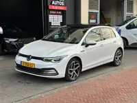 Volkswagen GOLF 1.5 eTSI Style Head-Up Memory IQ LIGHT Pano