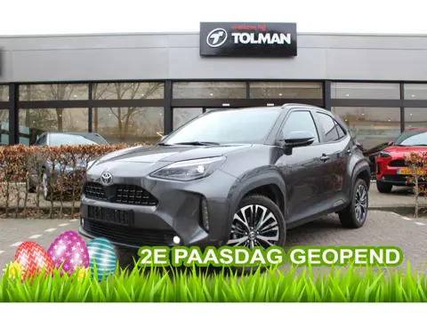 Toyota Yaris Cross 1.5 Hybrid 130 Executive 2e Paasdag open van 10:00 - 15:00 | Rijklaar | Camera's 