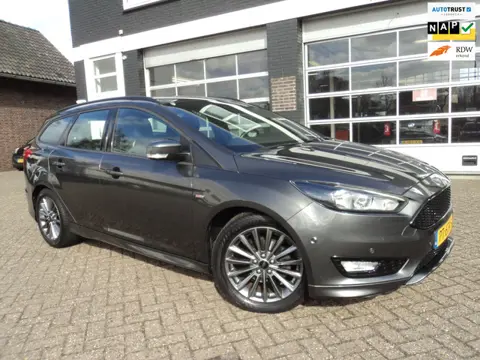 Ford Focus Wagon 1.0 ST-Line Navi Cruise Pdc