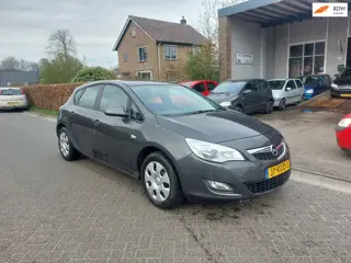 Opel Astra 1.4 Selection