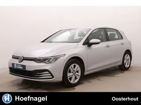 Volkswagen Golf 1.5 eTSI Life Business | Automaat | Adaptive cruise | Stoelverwarming | CarPlay | Ca