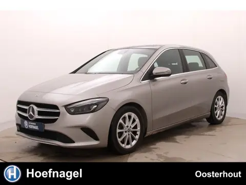 Mercedes-Benz B-klasse 220 4MATIC | Automaat | Adaptive cruise | Navigatie | Camera | Leder | Panora
