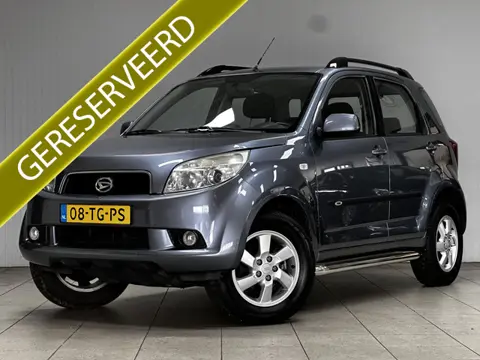 Daihatsu Terios 1.5-16v Expedition 2WD/ Trekhaak/ Airco/ 16'' LMV/ Side-Bars/ Elek. pakket/ Isofix/ 