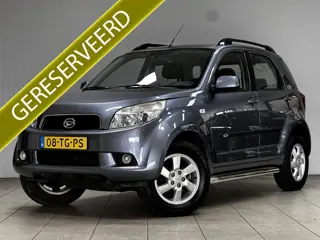 Daihatsu Terios 1.5-16v Expedition 2WD/ Trekhaak/ Airco/ 16'' LMV/ Side-Bars/ Elek. pakket/ Isofix/ 