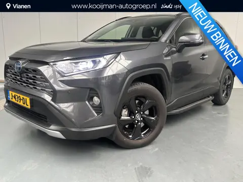 Toyota RAV4 2.5 Hybrid AWD Executive met panodak, Trekhaak, treeplanken, full option!