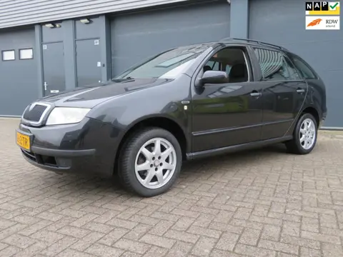Skoda Fabia Combi 1.4-16V Creation nieuwe apk 2027