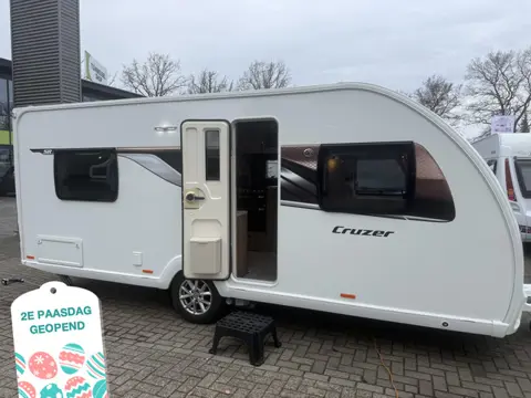 Sprite Cruzer 480 SR FRANSBED MOVER VOORTENT