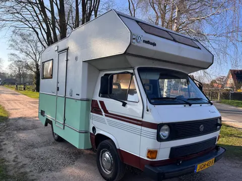 Volkswagen T3 mATKAAJA Camper kampeerauto
