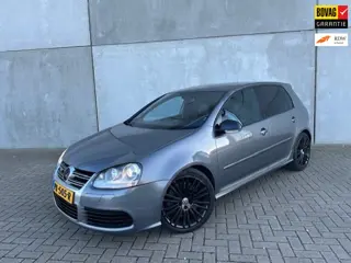 Volkswagen Golf 3.2 R32