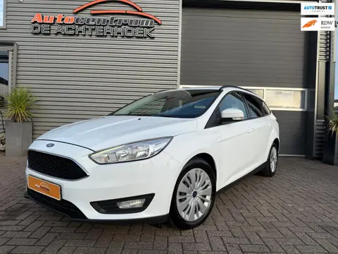 Ford Focus Wagon 1.0 125 Pk | Navi | PDC | Stoelverwarming!!!