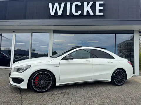 Mercedes-Benz CLA-klasse AMG 45 4MATIC PANO Kuipstoelen