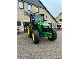 John Deere 5090R (bj 2017)