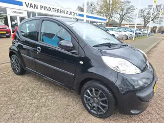 Peugeot 107 1.0-12V XS Urban Move (bj 2008)