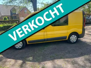 Renault Trafic 2.0 dCi T27 L1H1 Générique DC