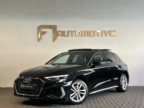 Audi A3 Sportback 40 TFSI e S Line Pano|Keyles|Sfeer|Camera|CarPlay