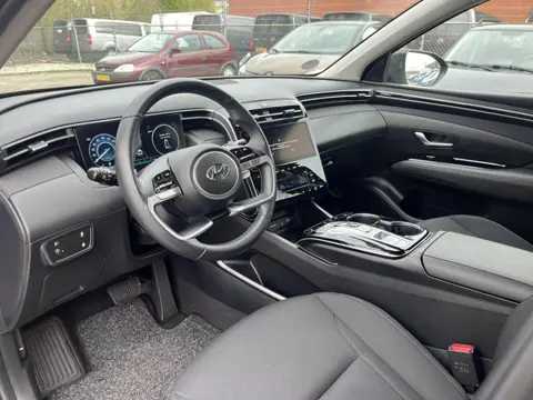 Hyundai Tucson 1.6 T-GDI PHEV Comfort 4WD | Stoelverwarming | Keyless | Android auto Apple Carplay |