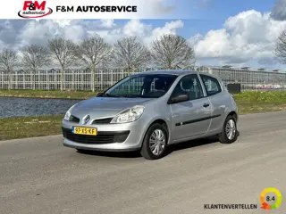 Renault Clio 1.2-16V Authentique