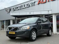 Volvo XC60 2.4 D5 AWD Momentum - Leder
