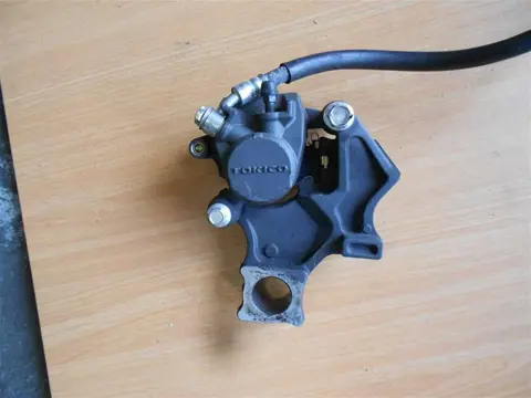 ACHTER REMKLAUW Suzuki GSX R 750 2006 - 2007