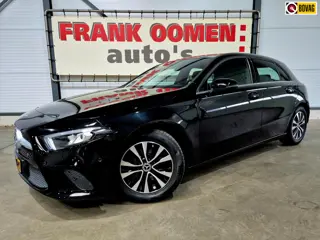 Mercedes-Benz A-klasse 180 136PK Business Line + LED|DAB|Navi|Apple|Android|Leder/Stof|Digital Cockp