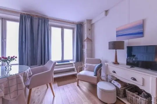 Woning aan de Badhuisweg te Den Haag