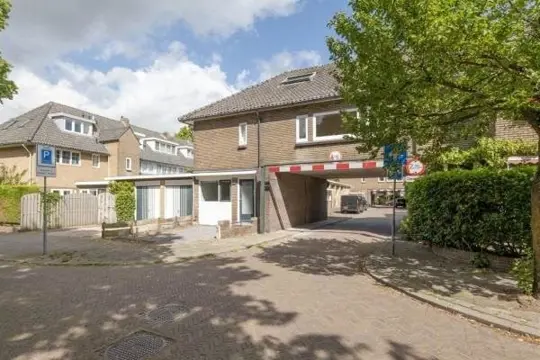 Woning aan de Marconiweg te Bussum