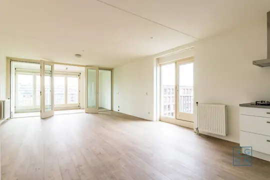 Woning aan de Theodoor van Hoytemastraat te Amsterdam