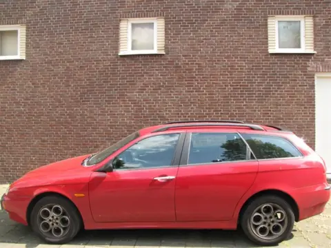 ALFA 156 SPORTWAGON Plaatwerk Sloopauto inkoop Den haag