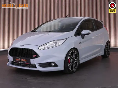 Ford Fiesta ST200 1.6 200pk STYLE PACK |Maxton|ST-suspensions|cruise control|climate control|parkeer