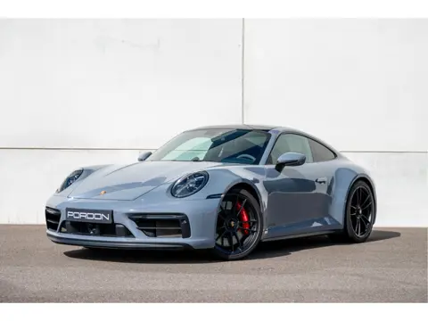 Porsche 911 3.0 Carrera 4 GTS