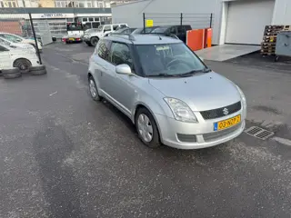 Suzuki Swift 1.3 Base