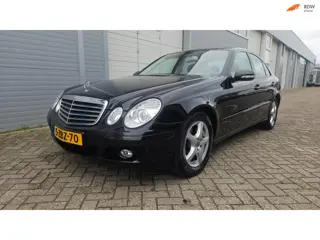 Mercedes-Benz E-klasse 200 K. Business Class Avantgarde