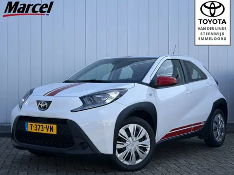 Toyota Aygo X 1.0 VVT-i MT Play Red Pack Carplay NL Auto Adapt Cruise Dealer Onderhouden