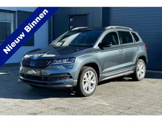 Škoda Karoq 1.5 TSI 150pk DSG Sportline Business 34716KM! PANO TREKHAAK