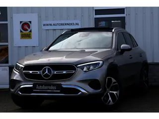 Mercedes-Benz GLC 300e Plug in hybride 4MATIC*Perfect Onderh.*1ste Eig*Pano/Luchtvering/ACC/Half Led