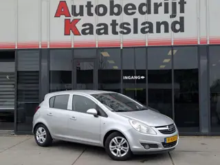 Opel Corsa 1.4-16V Enjoy - NIEUWE APK - Airco - Elek ramen