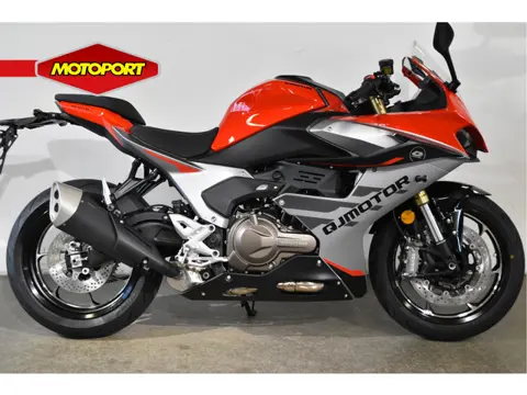 QJMOTOR SRK 600 RS (bj 2026)