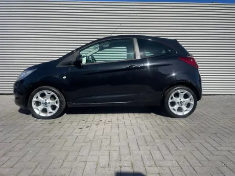 Ford Ka 1.2 Titanium bouwjaar 2010 ( van 1e eigenaar )