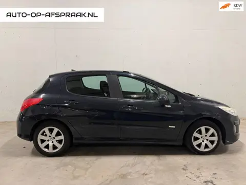 Peugeot 308 1.6 HDiF Millesim 200 5drs. Navi Cruise Trekhaak Airco
