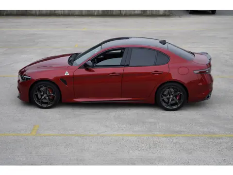 Alfa Romeo Giulia 2.9 T Quadrifoglio Rosso Etna Sparco Seats - Nieuw