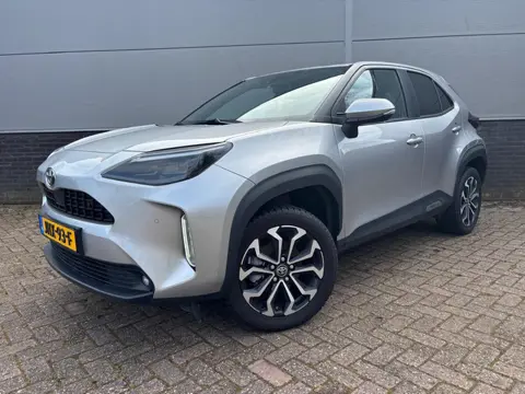 Toyota Yaris Cross 1.5 Hybrid Dynamic Limited Automaat 116pk | Stuur- & Stoelverwarming | Apple Carp