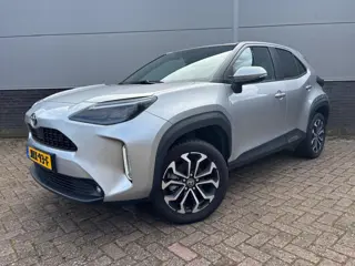 Toyota Yaris Cross 1.5 Hybrid Dynamic Limited Automaat 116pk | Stuur- & Stoelverwarming | Apple Carp